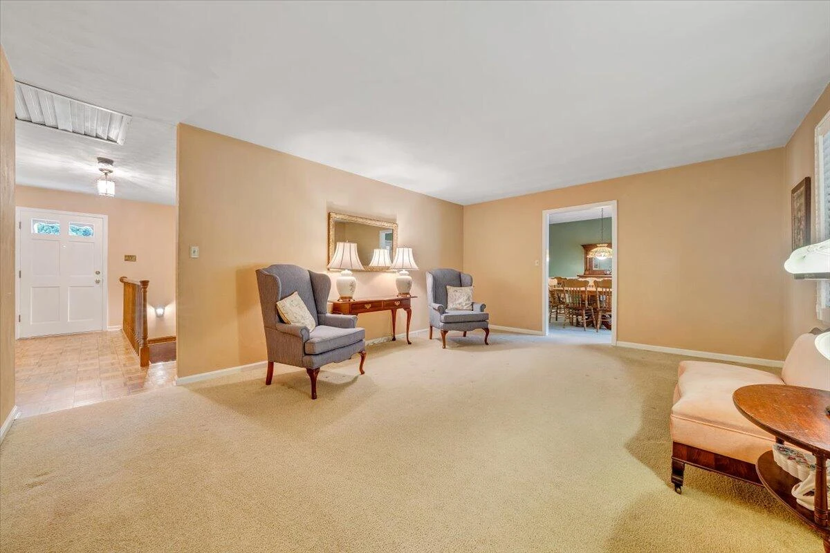 5377 Luwana DR - Photo 8