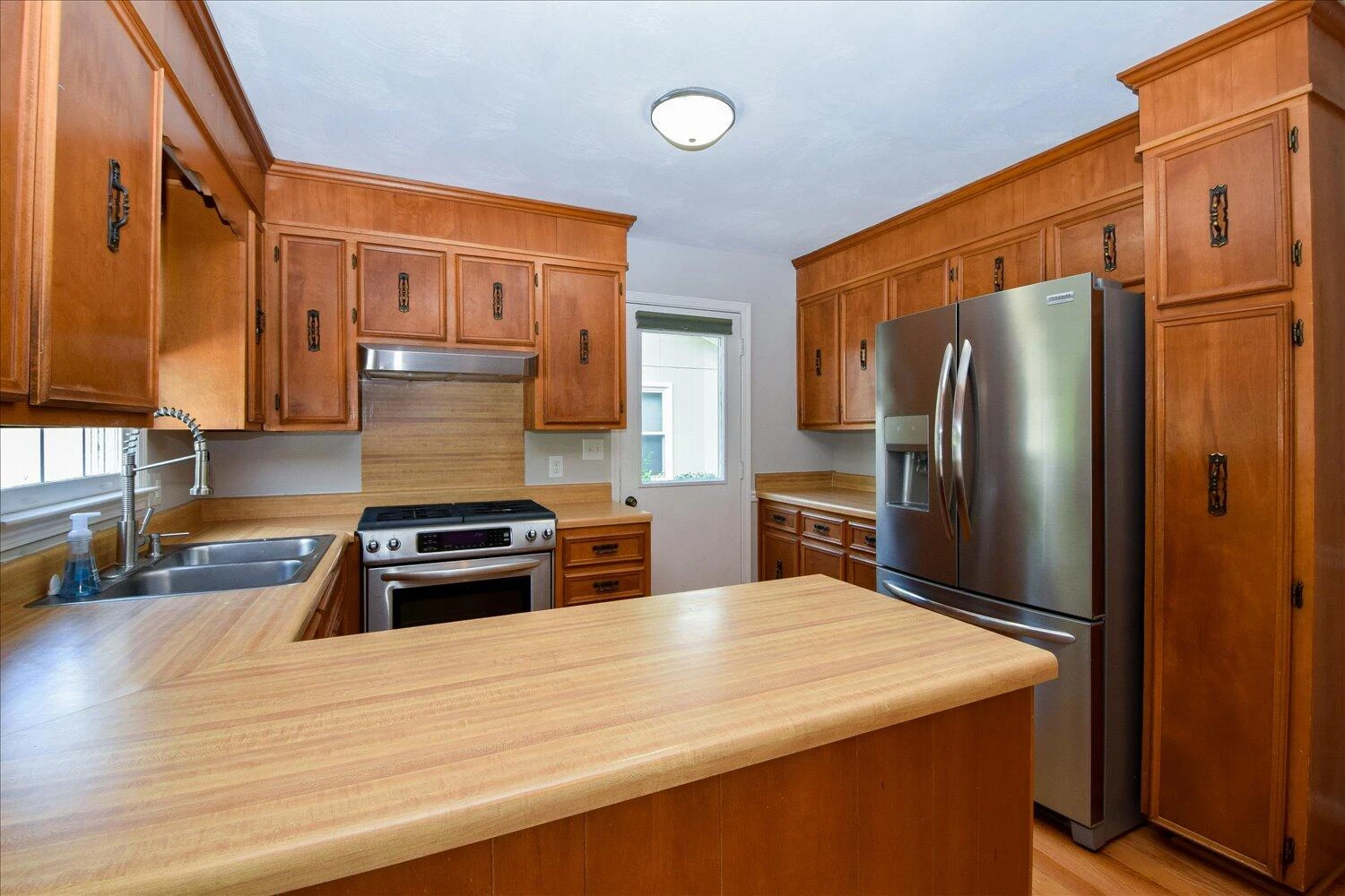 1912 Stone Mill DR - Photo 15