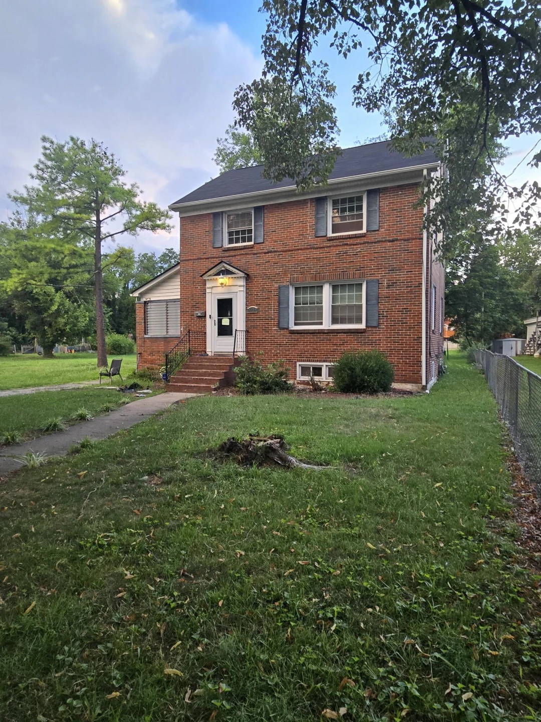 1034 Forest Park BLVD NW - Photo 2