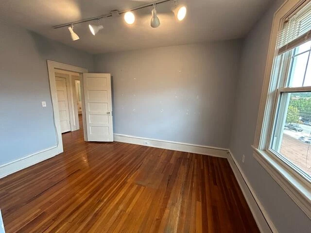 1405 Grandin RD SW - Photo 31