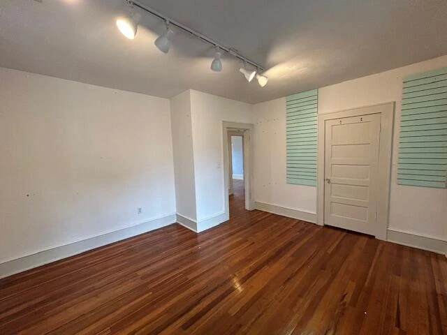 1405 Grandin RD SW - Photo 35