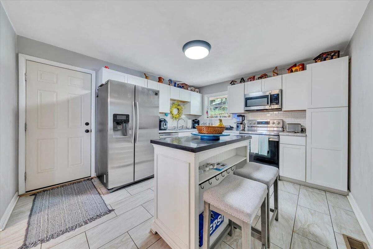 1008 Glenn Ridge RD NW - Photo 9