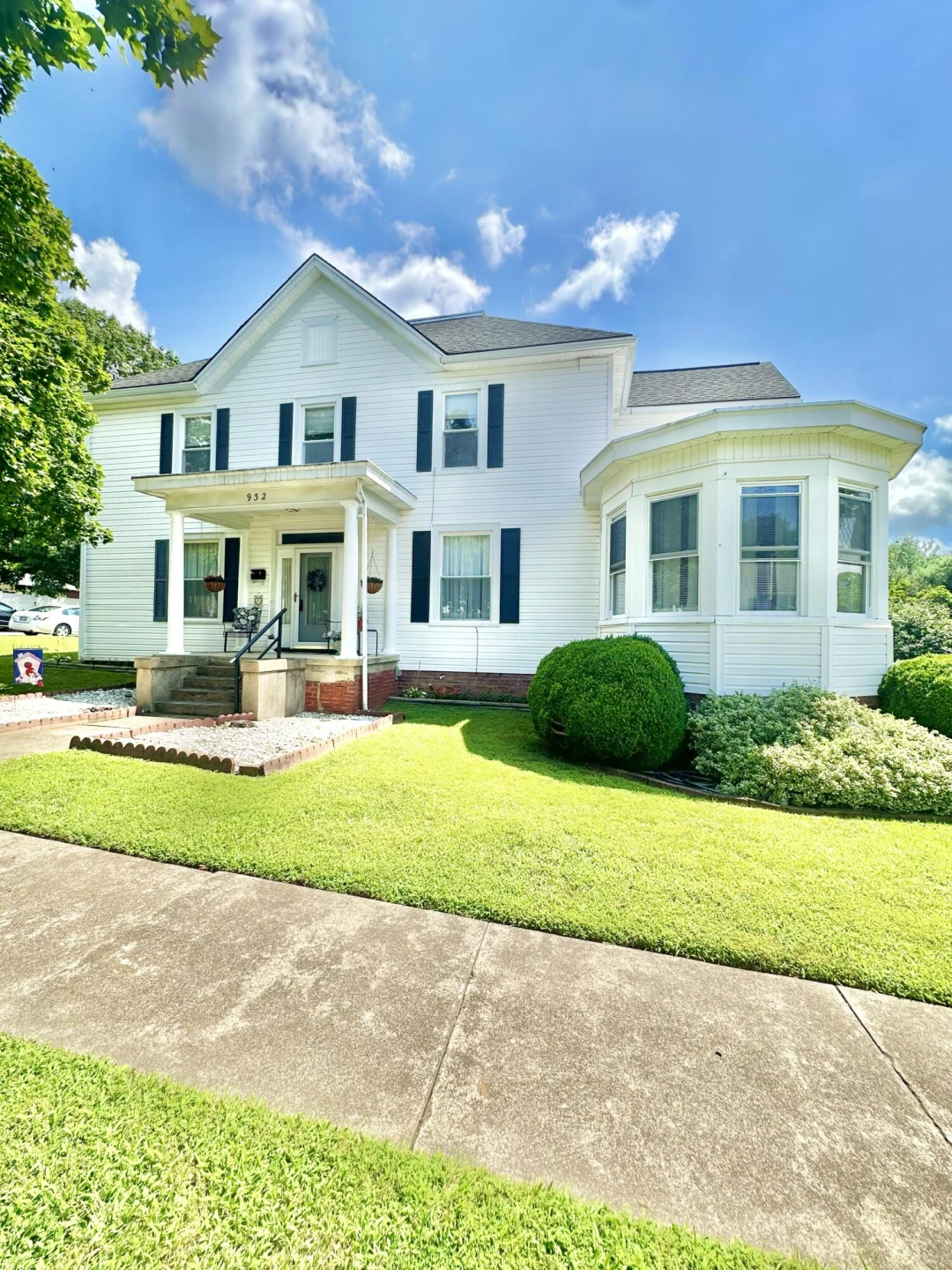932 McCormick BLVD
