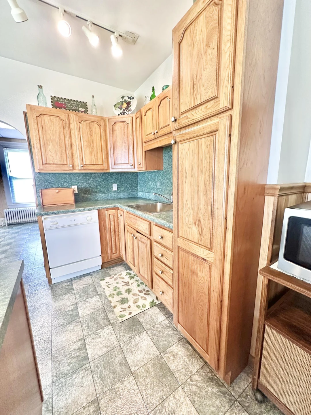 932 McCormick BLVD - Photo 35