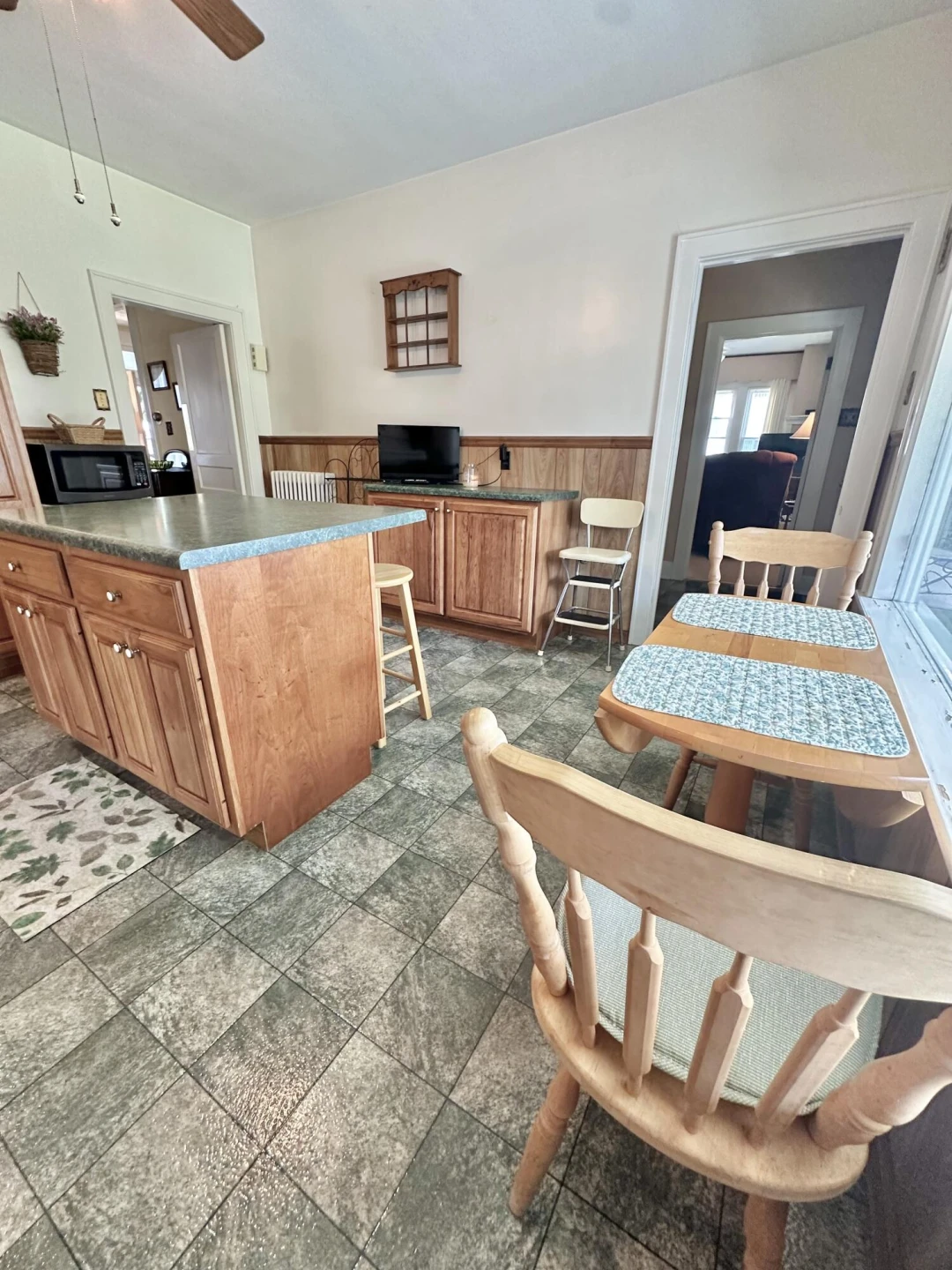932 McCormick BLVD - Photo 36