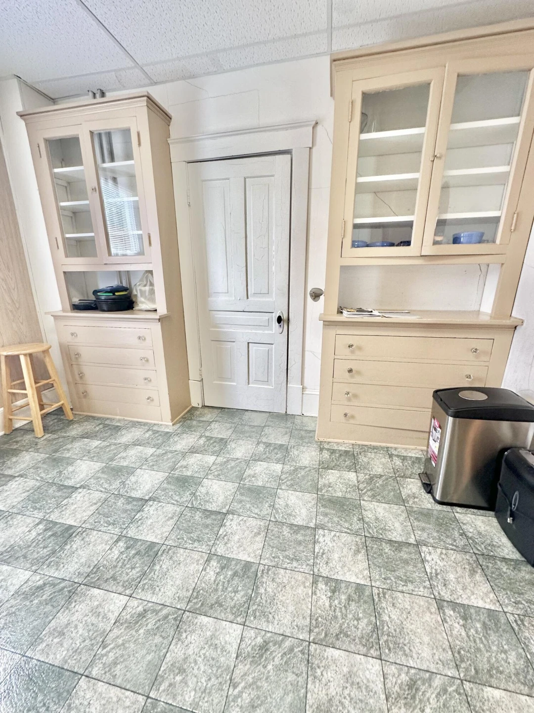 932 McCormick BLVD - Photo 39