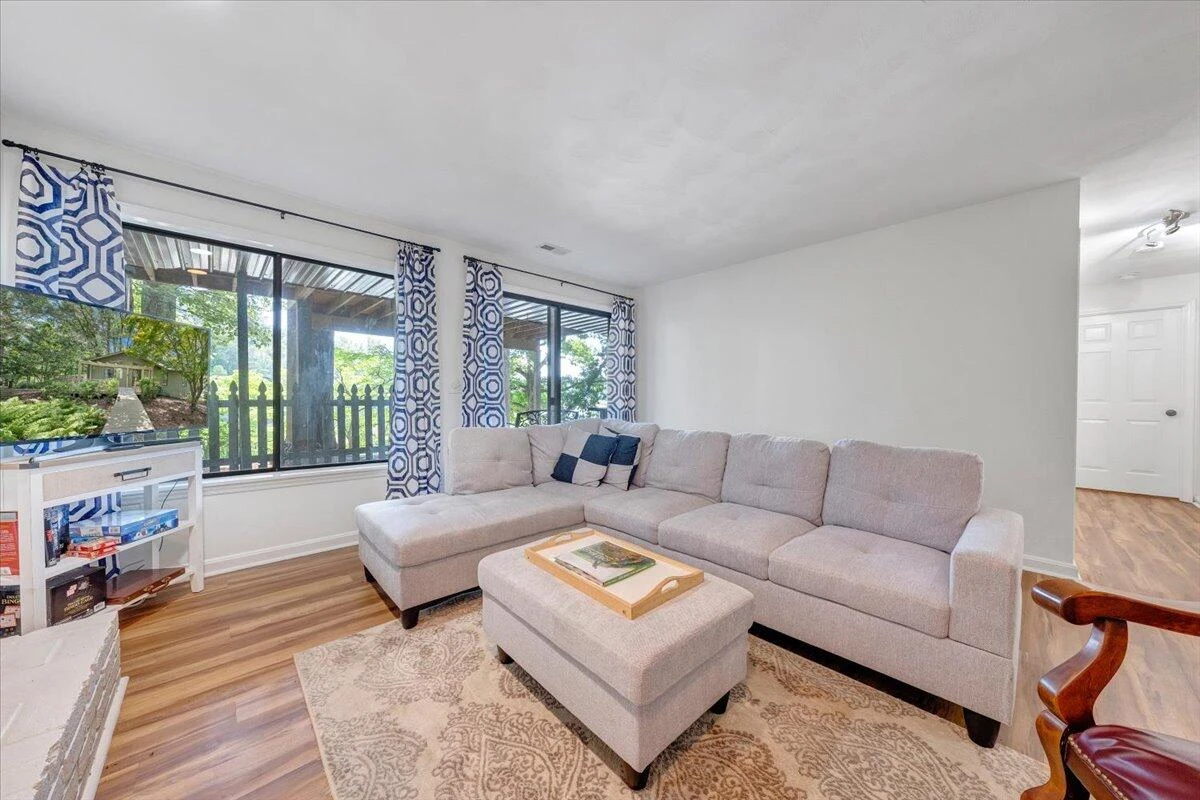 112 Crescent LN - Photo 30