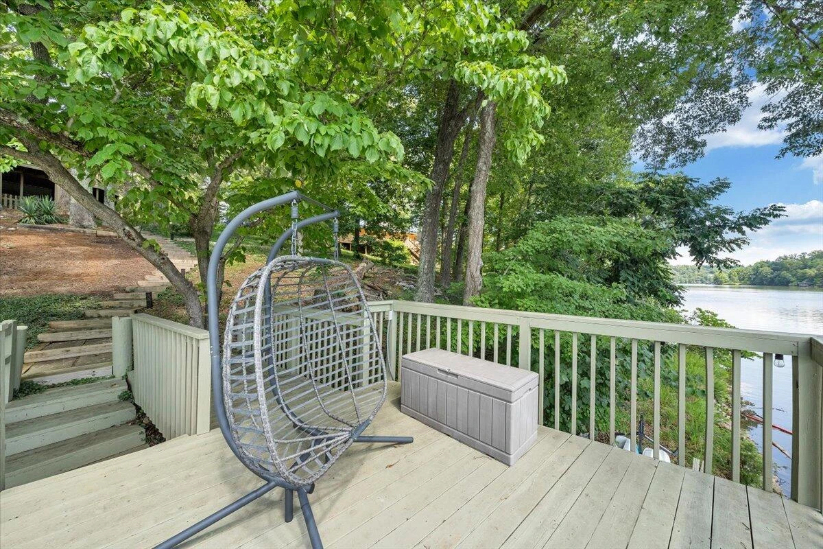 112 Crescent LN - Photo 57
