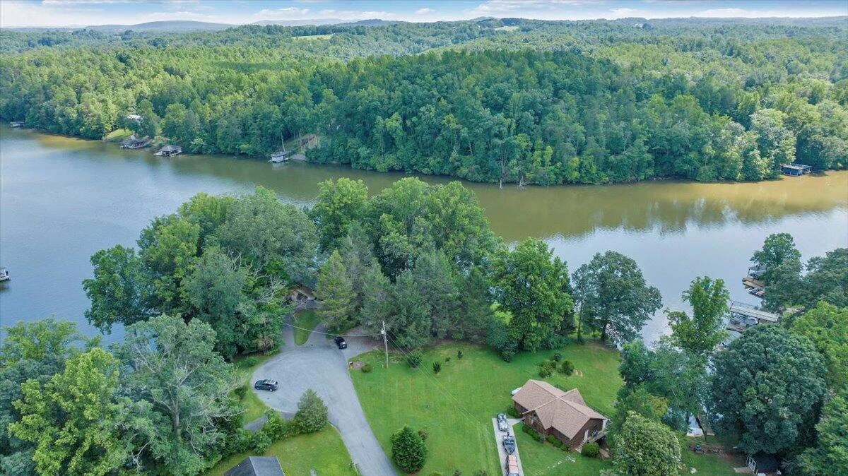112 Crescent LN - Photo 84