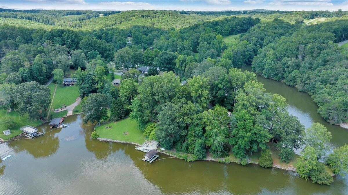 112 Crescent LN - Photo 88