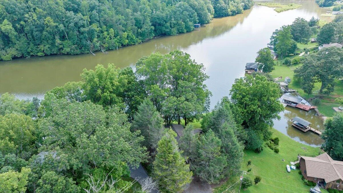 112 Crescent LN - Photo 90