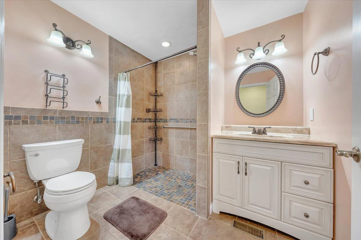 1905 Queensmill DR - Photo 21