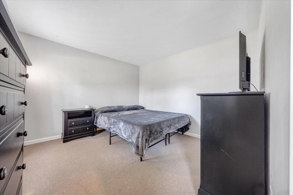 1905 Queensmill DR - Photo 22