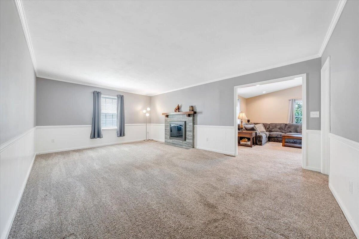 1905 Queensmill DR - Photo 25