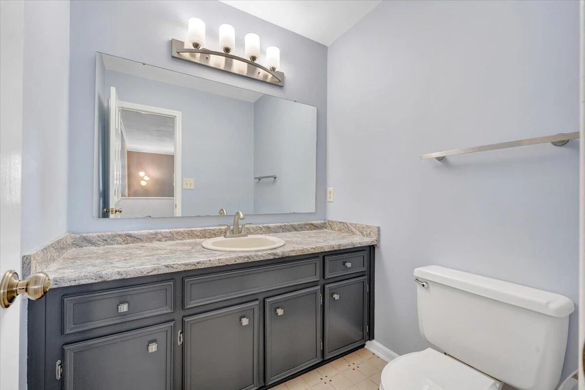 1905 Queensmill DR - Photo 30