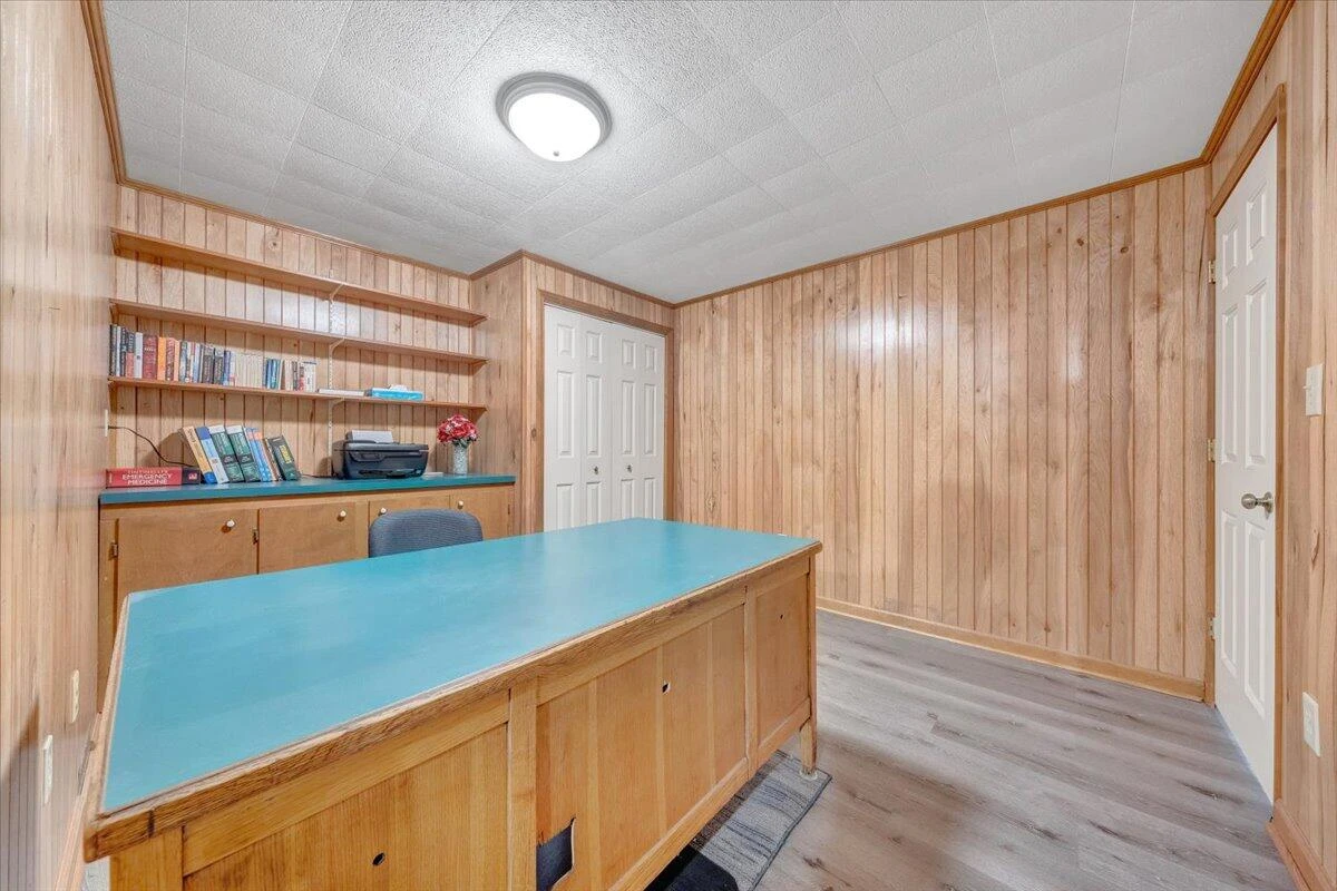 1905 Queensmill DR - Photo 54