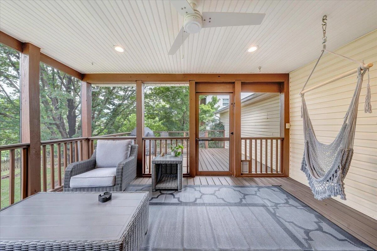 1905 Queensmill DR - Photo 60