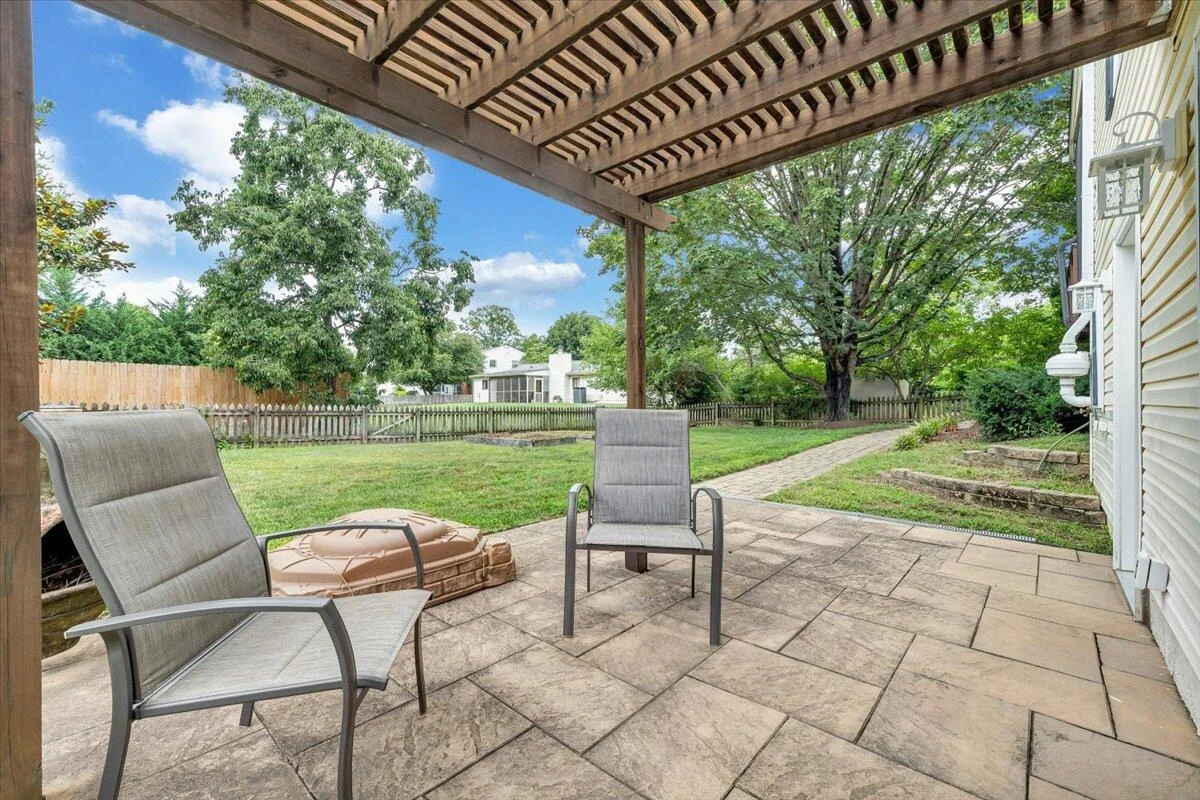 1905 Queensmill DR - Photo 68