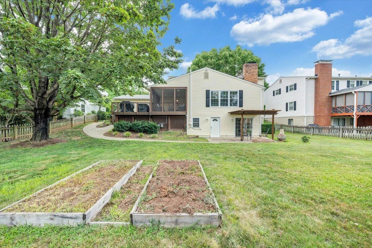 1905 Queensmill DR - Photo 71