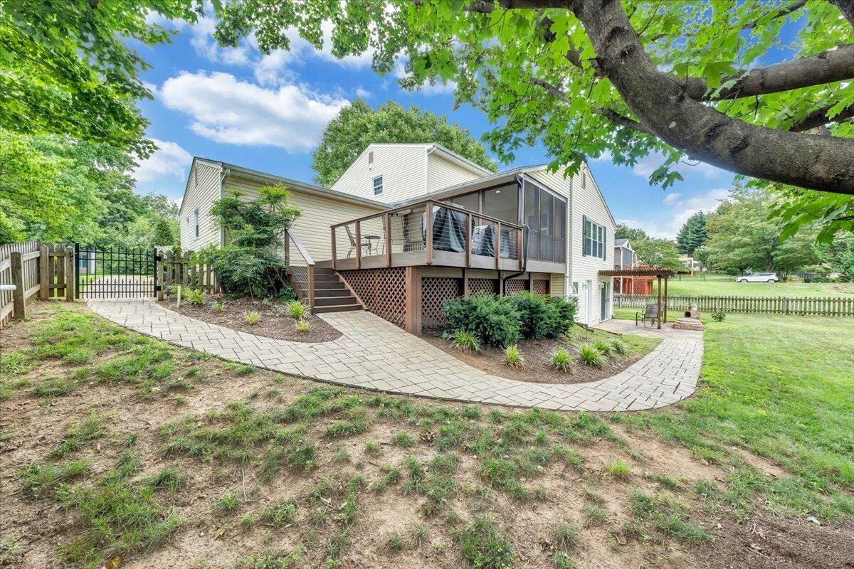 1905 Queensmill DR - Photo 74