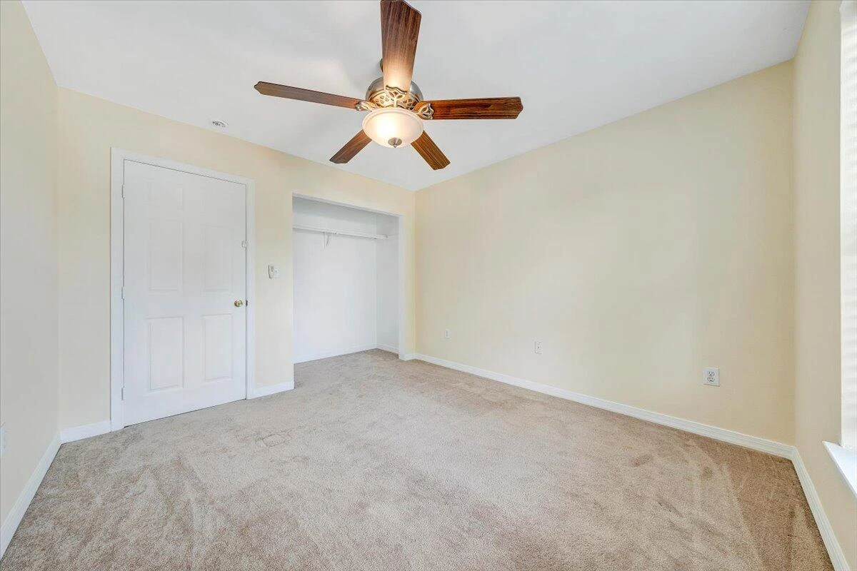 739 Riverland RD SE - Photo 14
