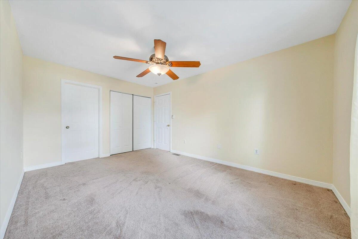 739 Riverland RD SE - Photo 16