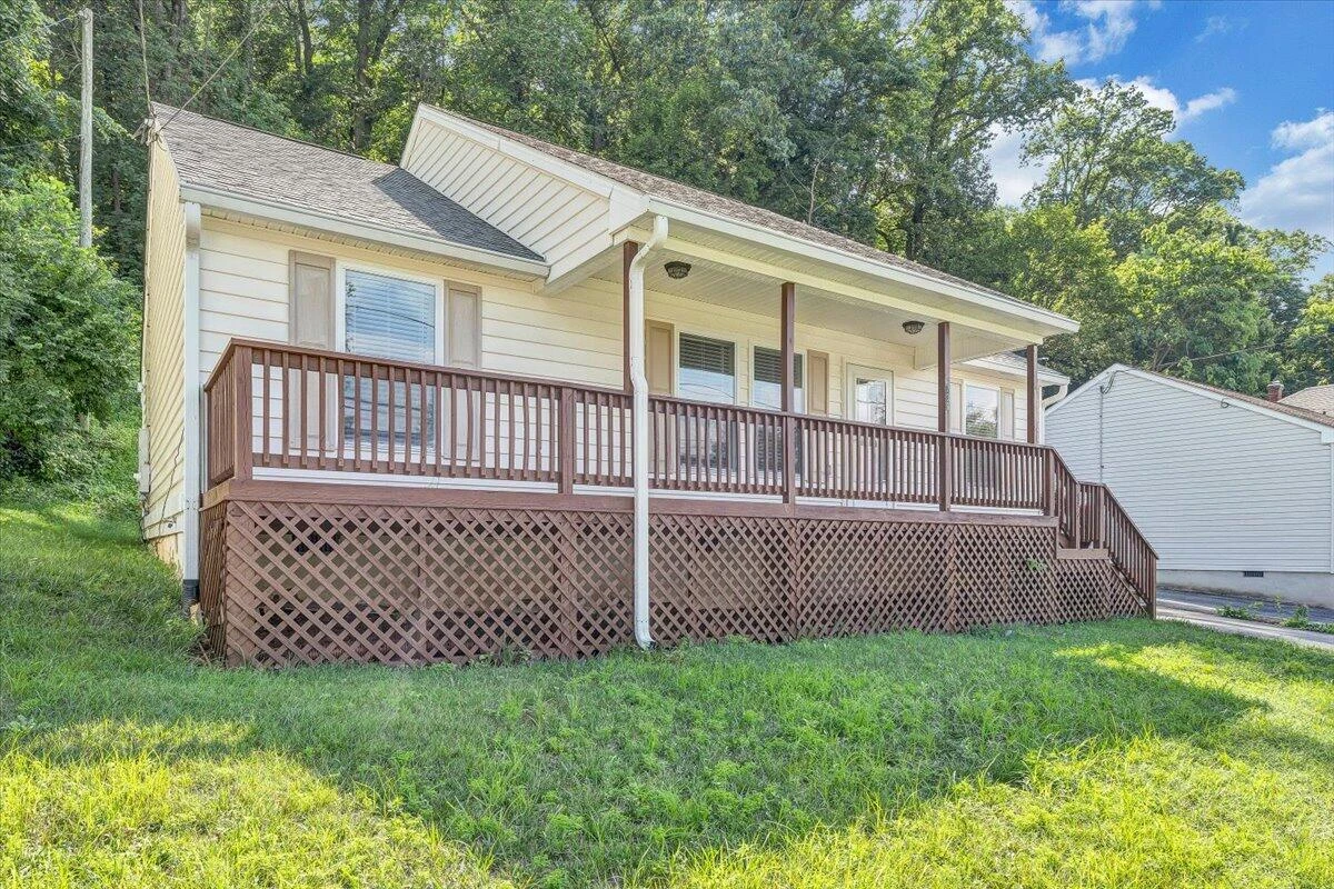 739 Riverland RD SE - Photo 28