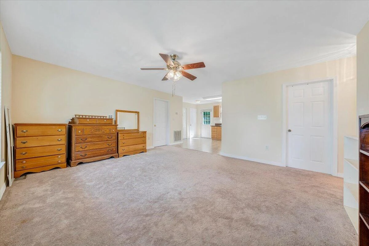 739 Riverland RD SE - Photo 3