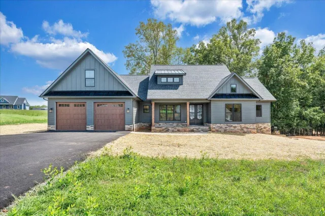 Lot 18 Farm DR