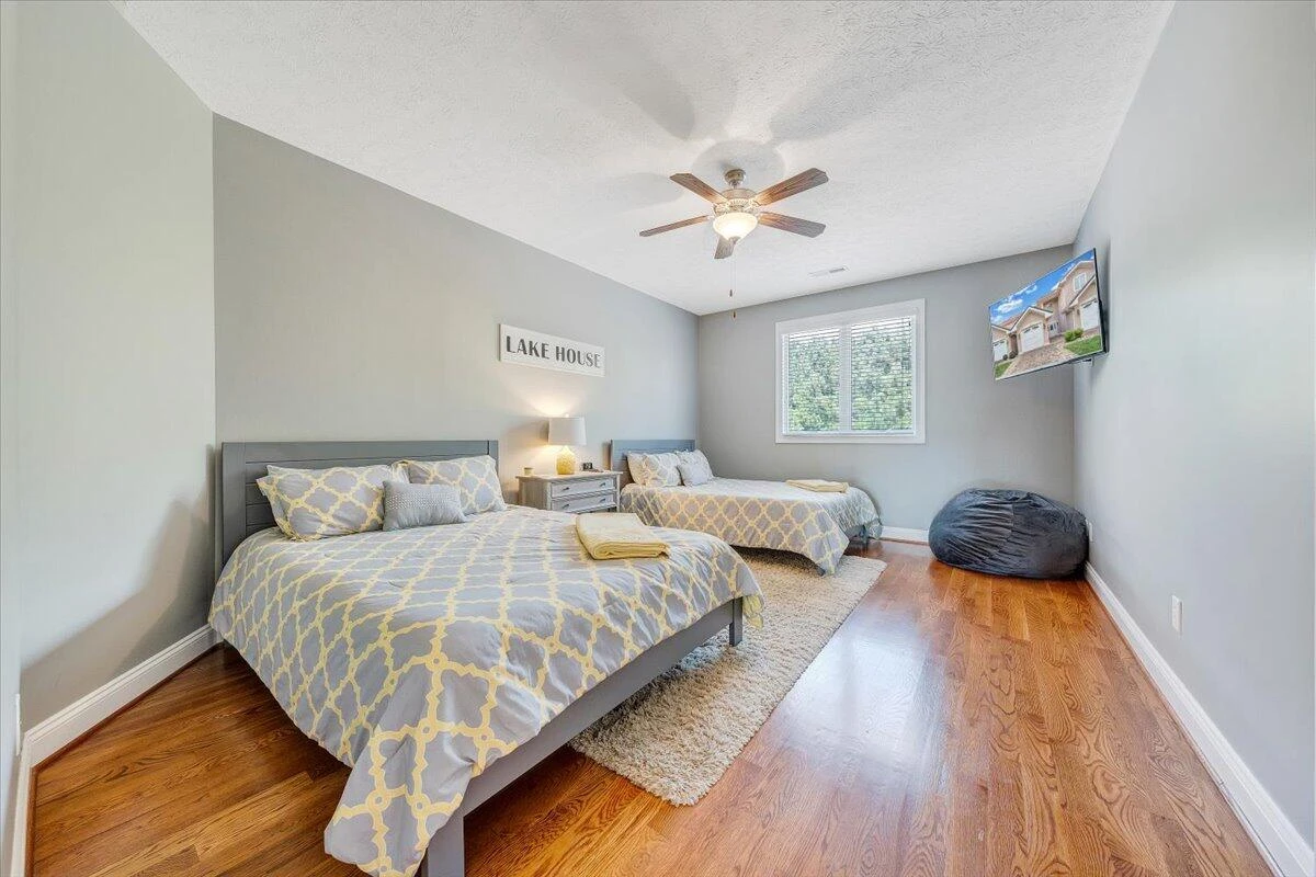 1062 Siesta Key CT - Photo 30