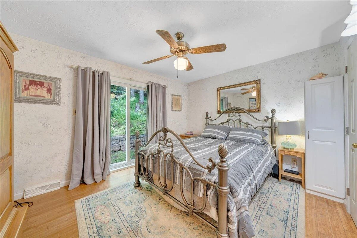 6796 Charlemont RD - Photo 25