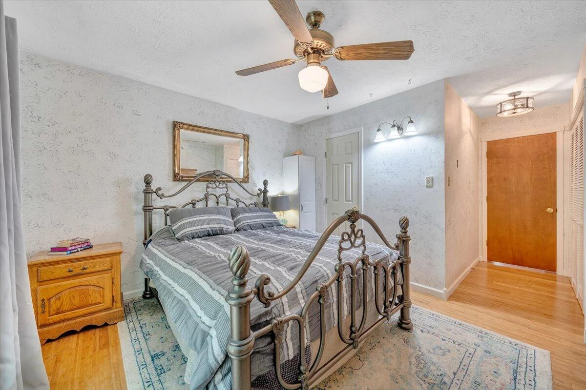 6796 Charlemont RD - Photo 26
