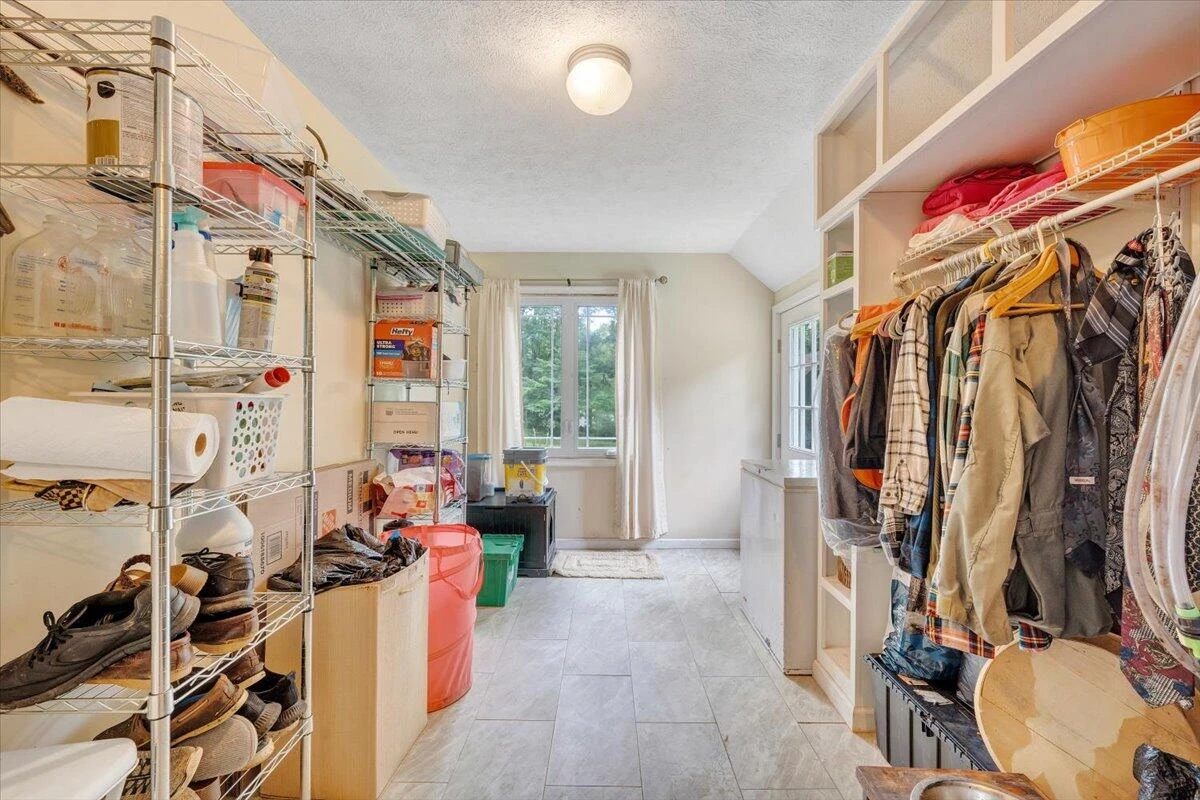 6796 Charlemont RD - Photo 44