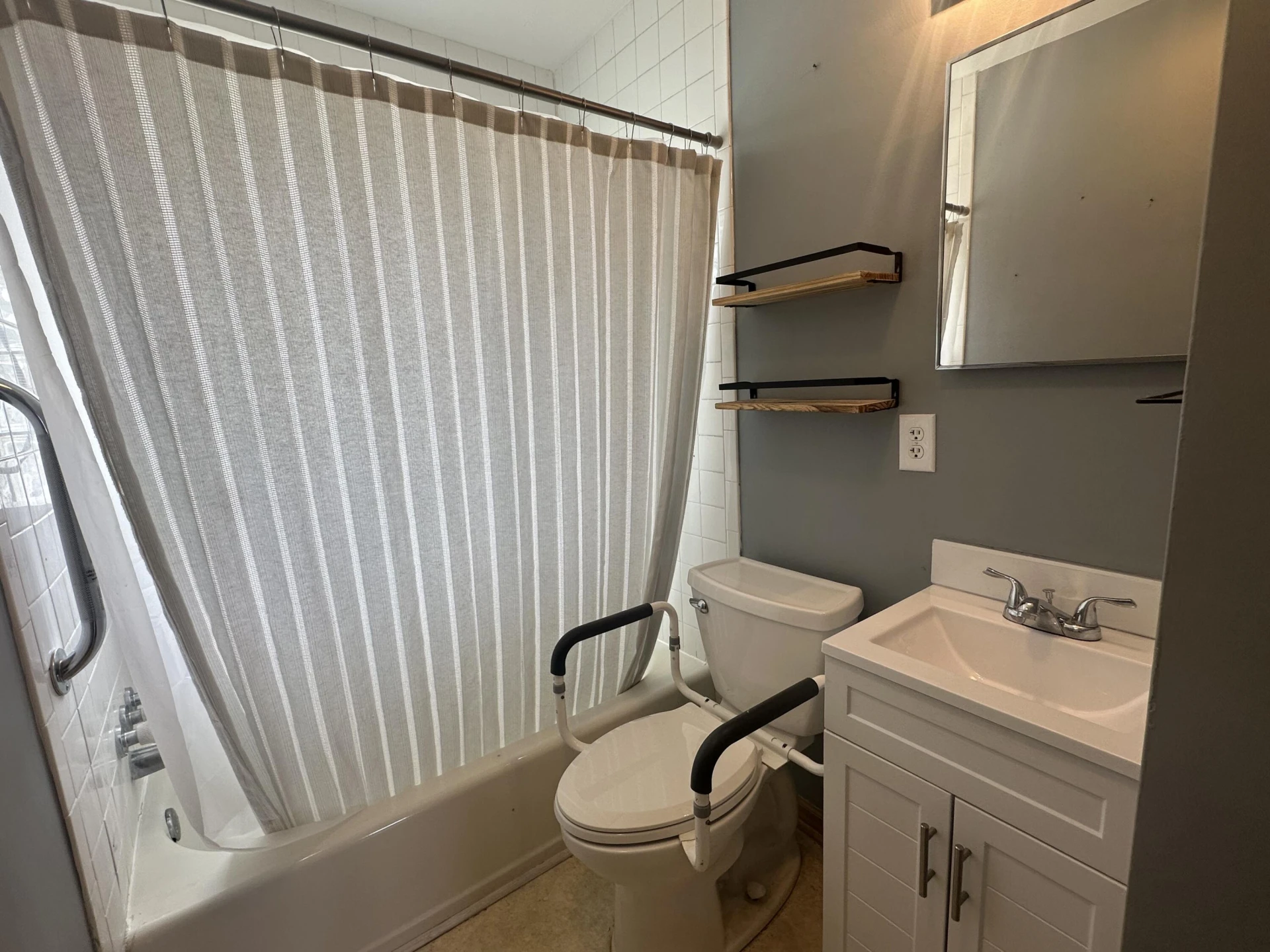 1519 South Pacific DR - Photo 23