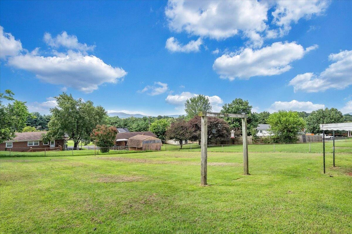 1519 South Pacific DR - Photo 27