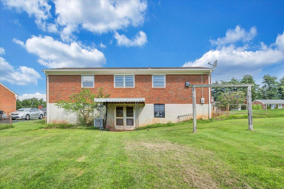 1519 South Pacific DR - Photo 28