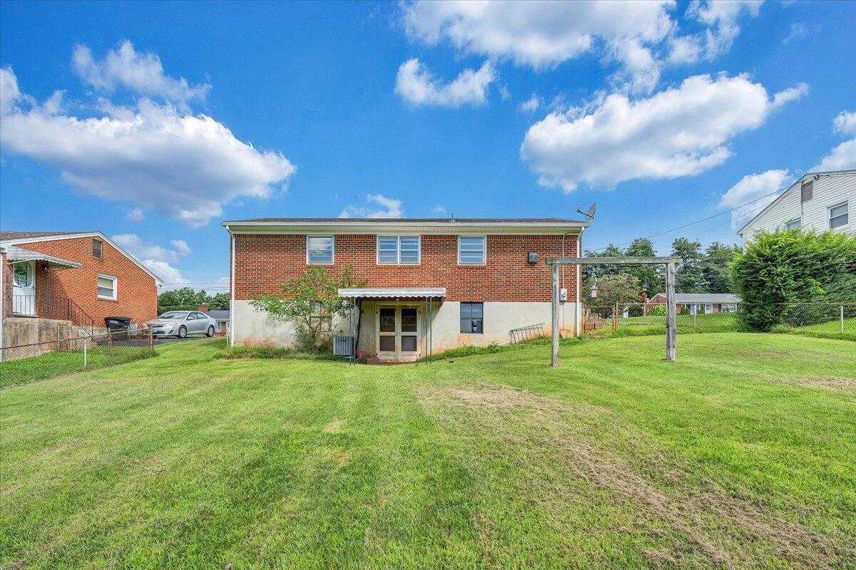 1519 South Pacific DR - Photo 29