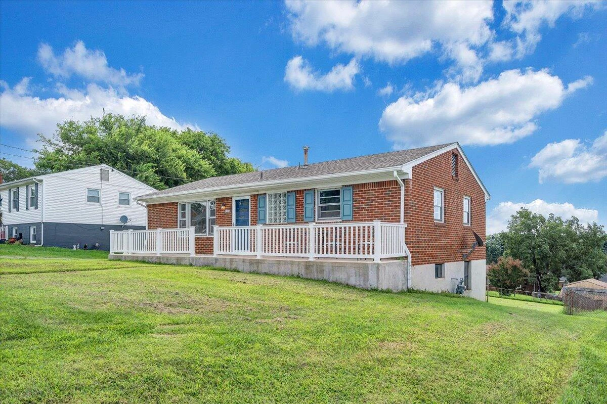1519 South Pacific DR - Photo 3