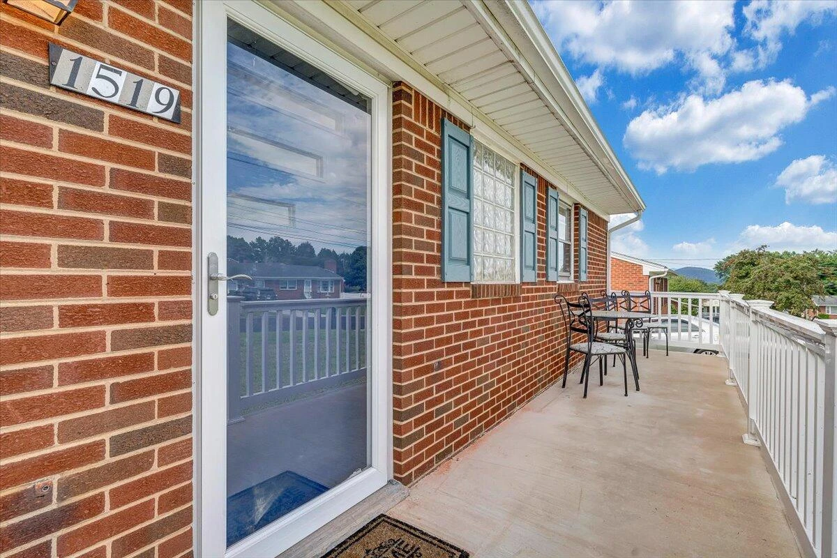 1519 South Pacific DR - Photo 6