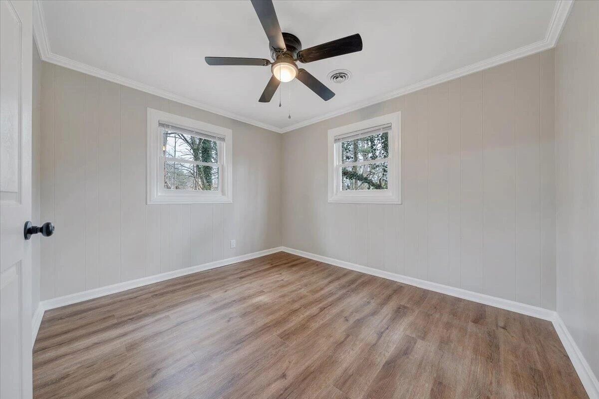 526 Glendale ST - Photo 16