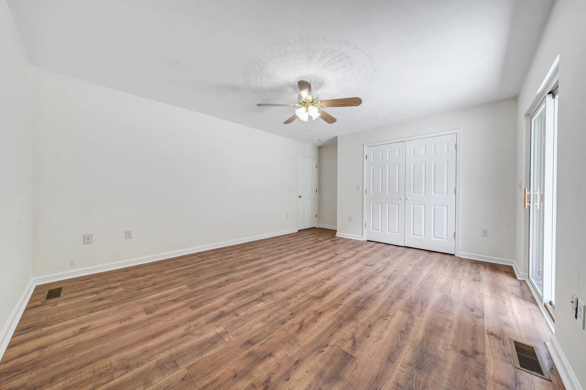 420 Stonybrook RD - Photo 18