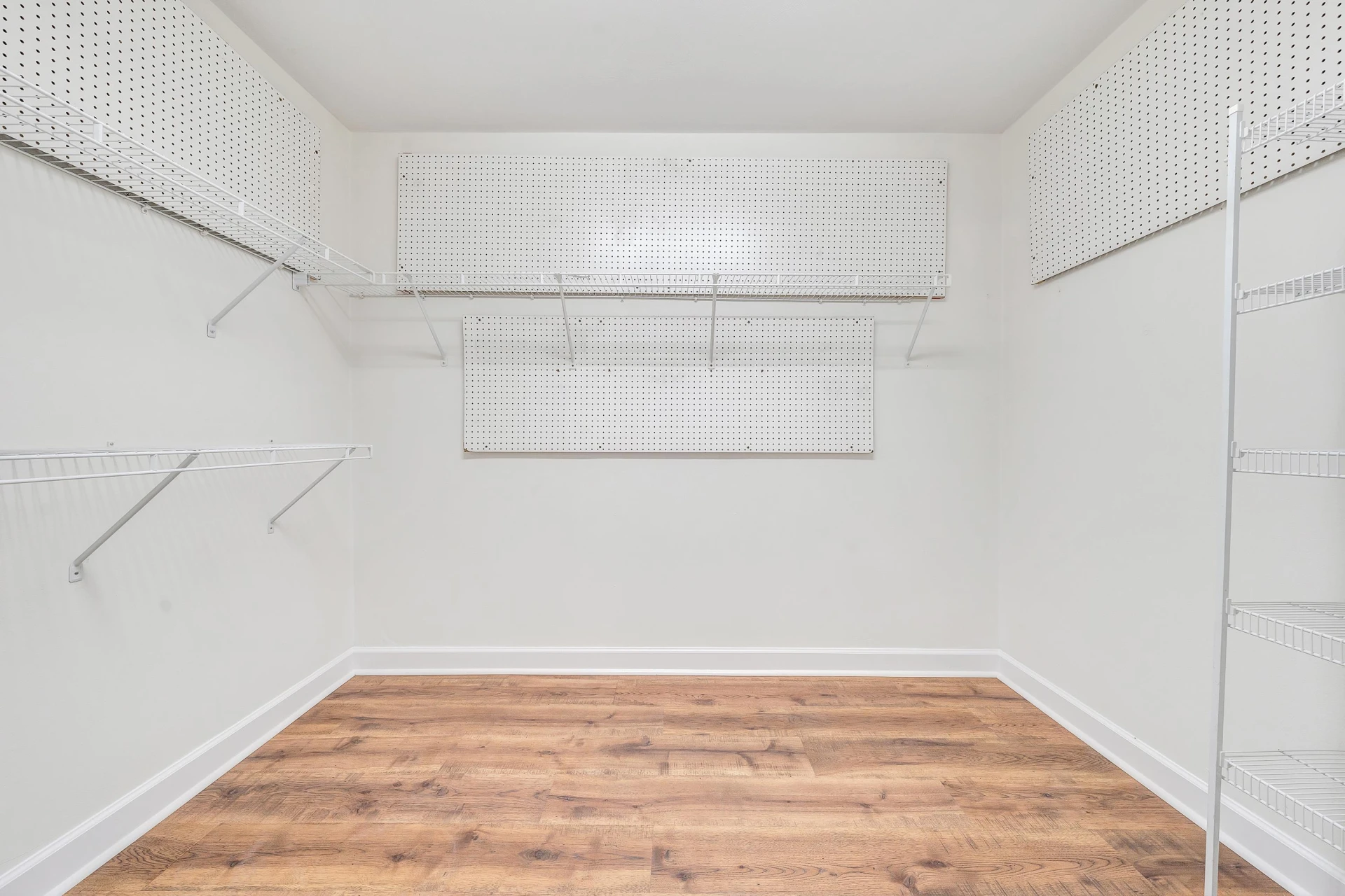 420 Stonybrook RD - Photo 25