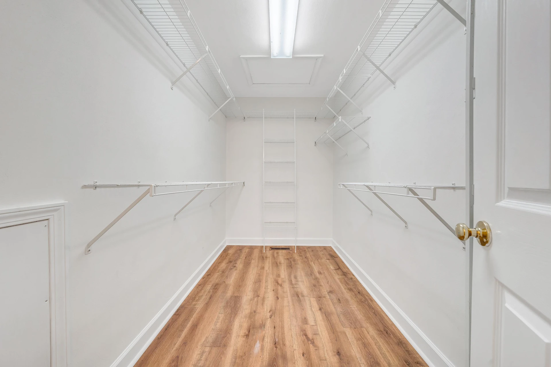 420 Stonybrook RD - Photo 28