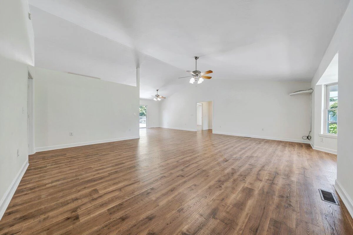 420 Stonybrook RD - Photo 8