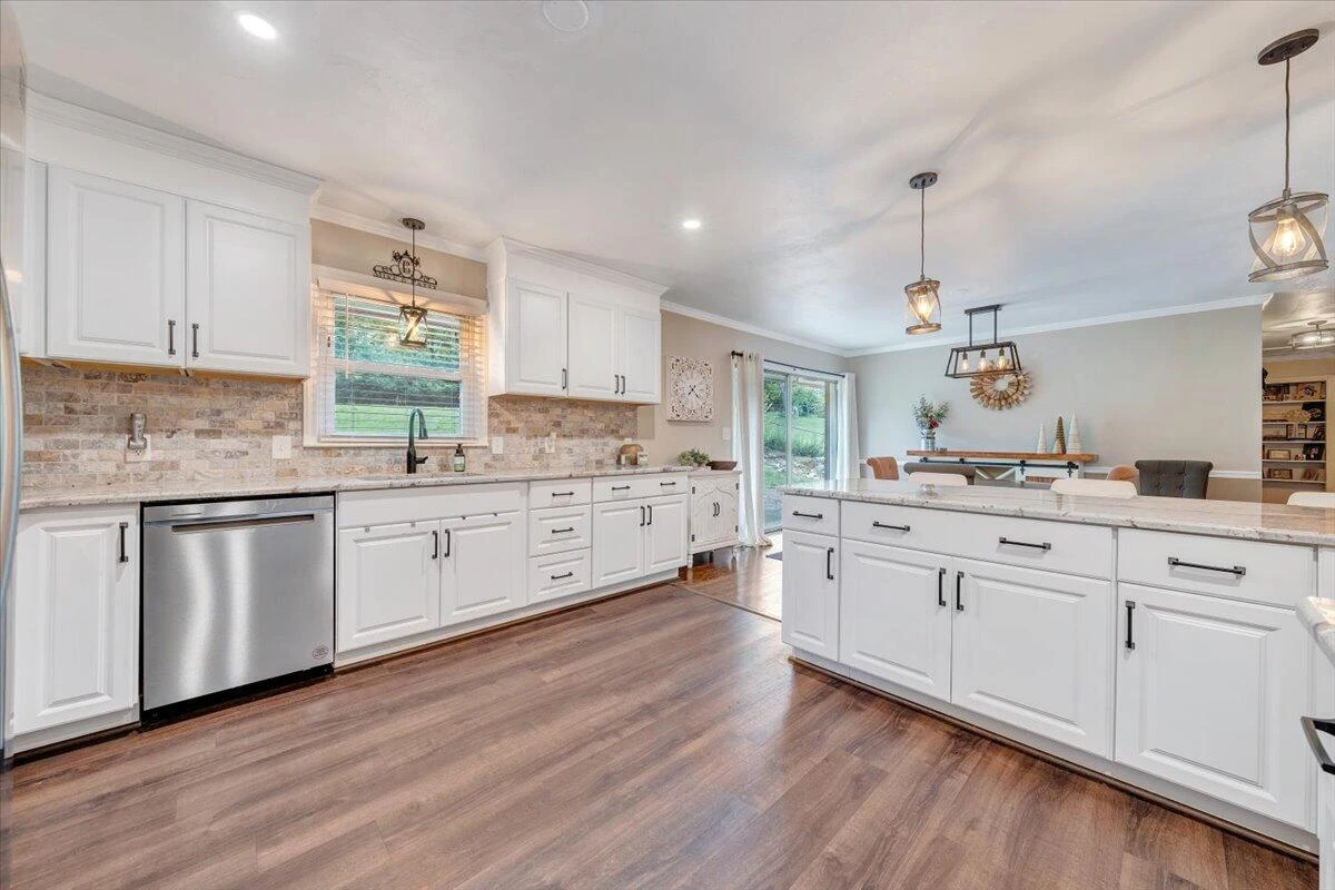 4531 Cresthill DR - Photo 15