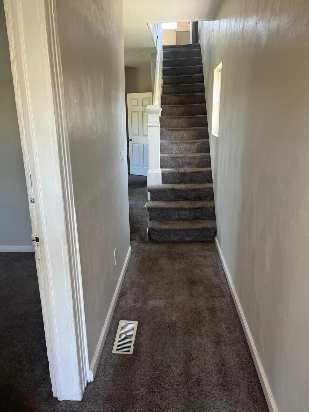 302 Patton AVE NW - Photo 15