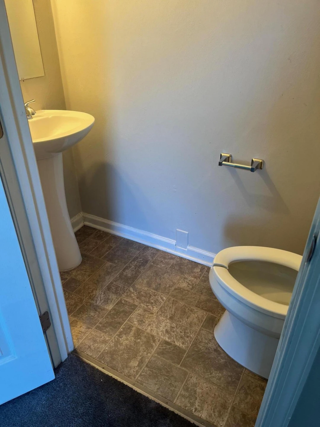 302 Patton AVE NW - Photo 18