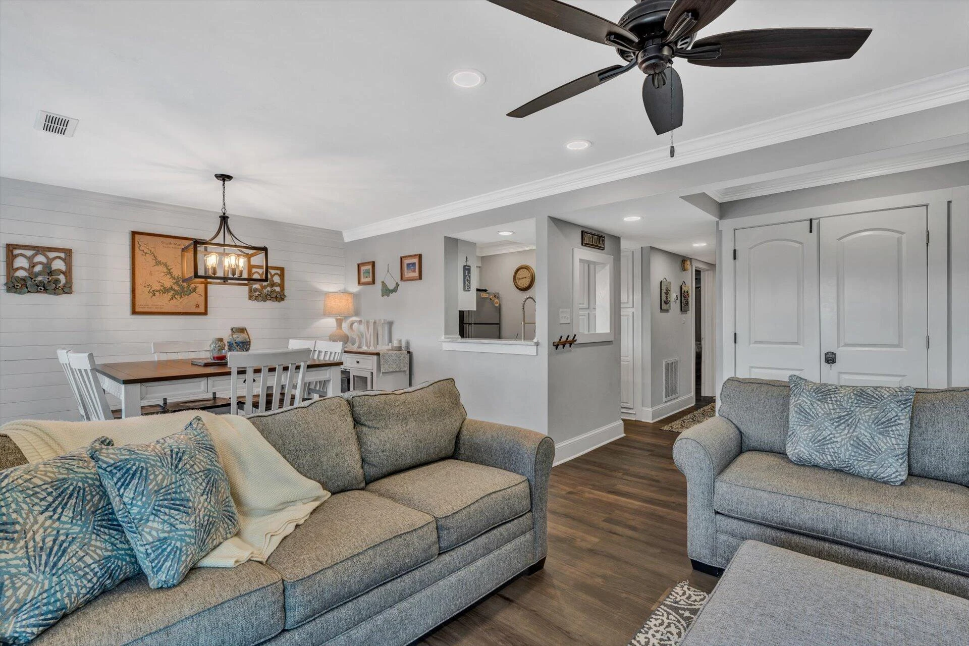 290 Sailors Cove DR #404 - Photo 10