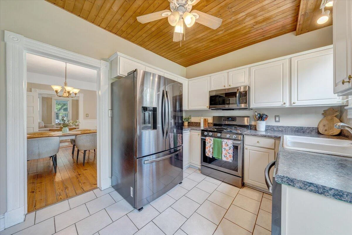 367 Washington AVE SW - Photo 13