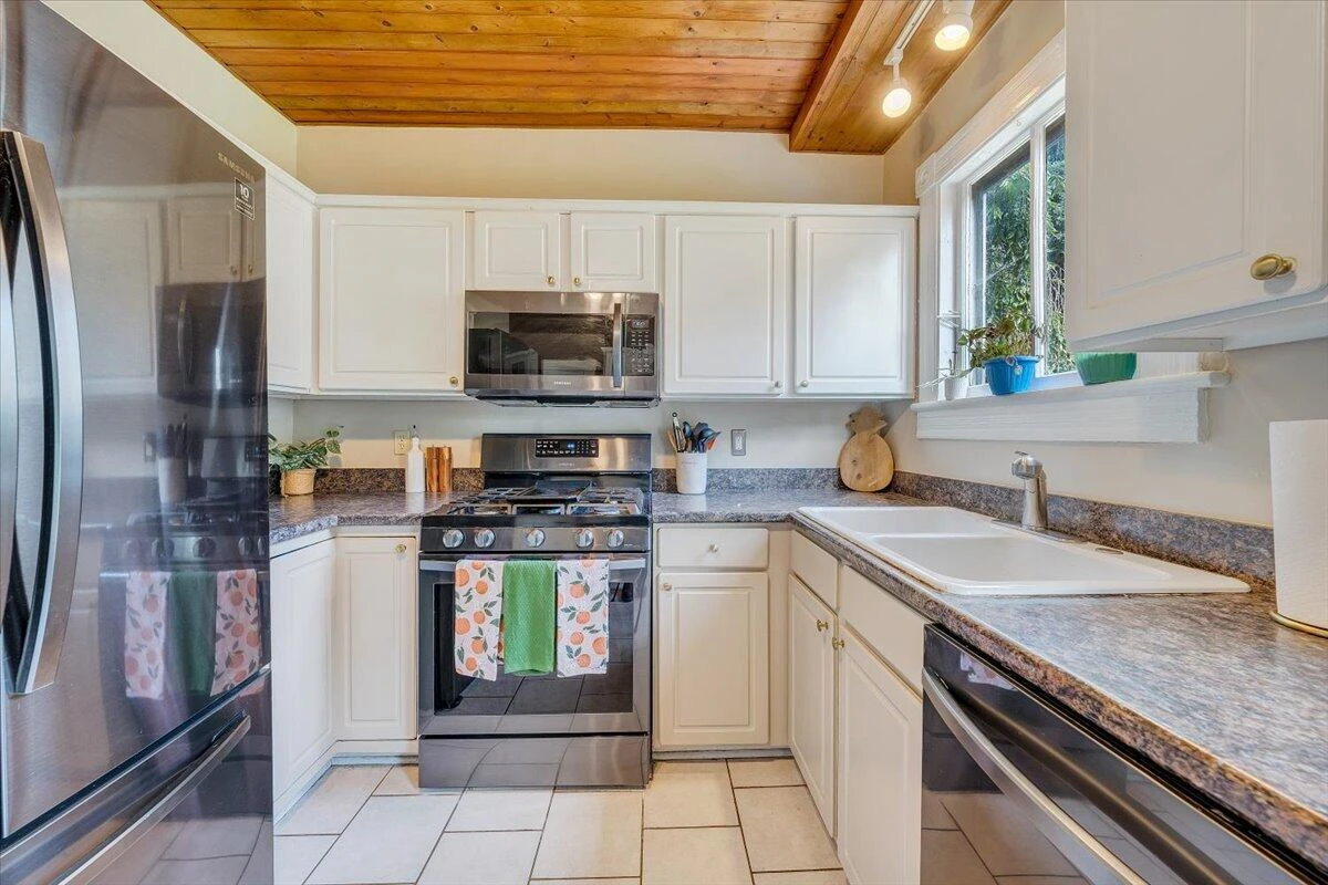 367 Washington AVE SW - Photo 15